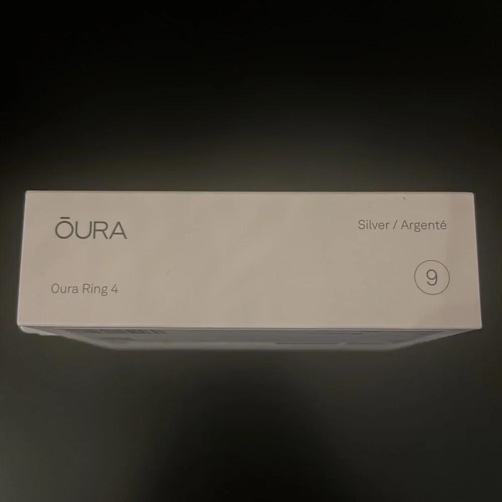 OURA Ring GEN 4 - Brand New in Box! SILVER Smart Ring Size 9